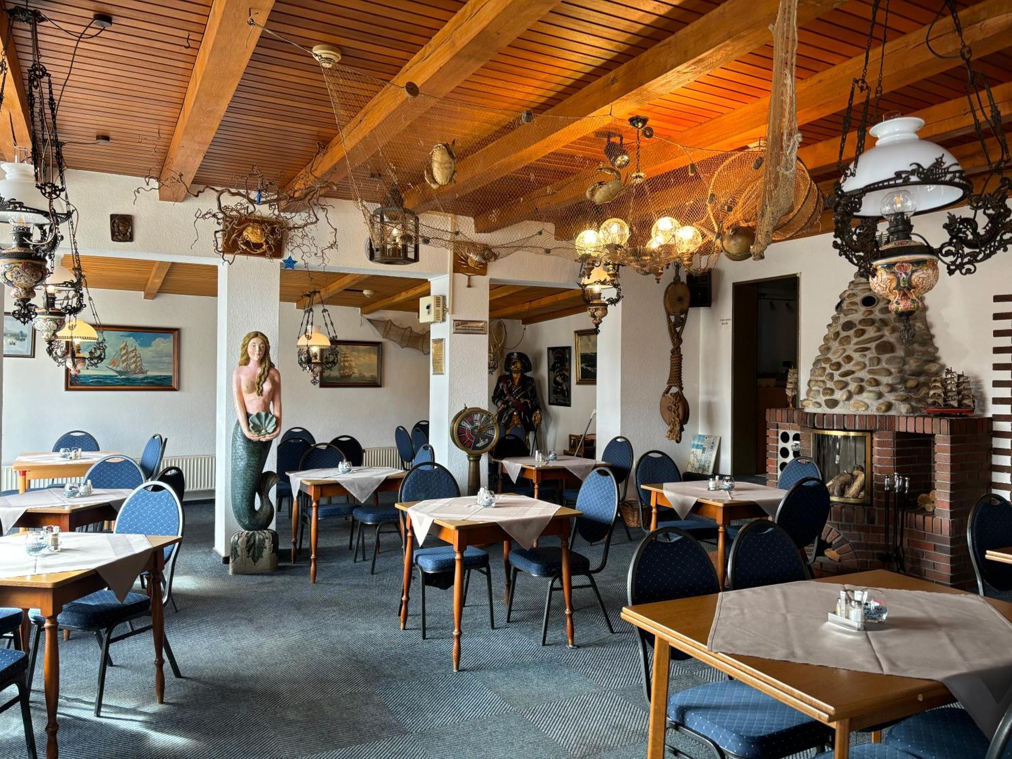 Hotel-Restaurant Cafe Caro Carolinensiel Εξωτερικό φωτογραφία