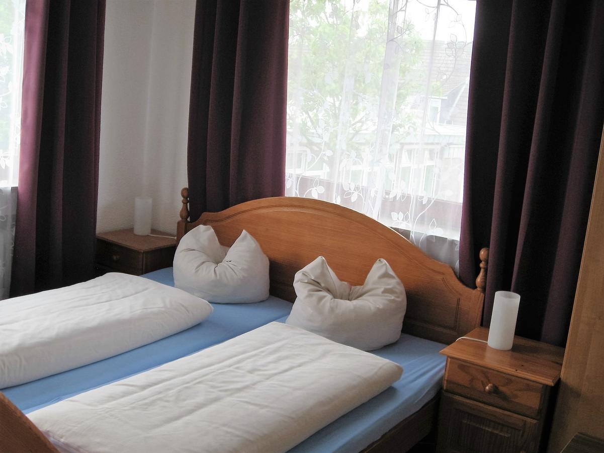 Hotel-Restaurant Cafe Caro Carolinensiel Εξωτερικό φωτογραφία