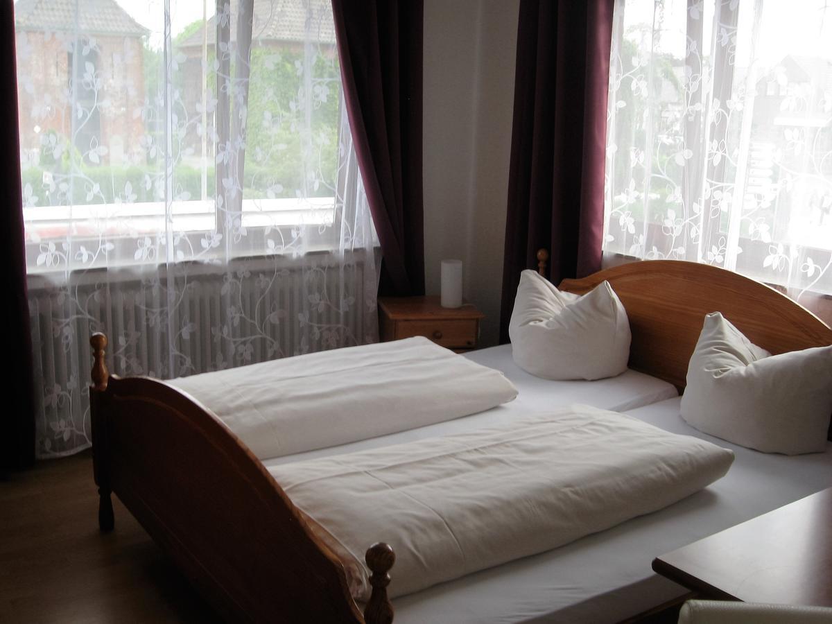 Hotel-Restaurant Cafe Caro Carolinensiel Εξωτερικό φωτογραφία